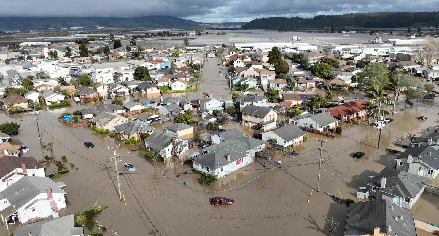 TOPSHOT-US-WEATHER-CALIFORNIA-FLOOD