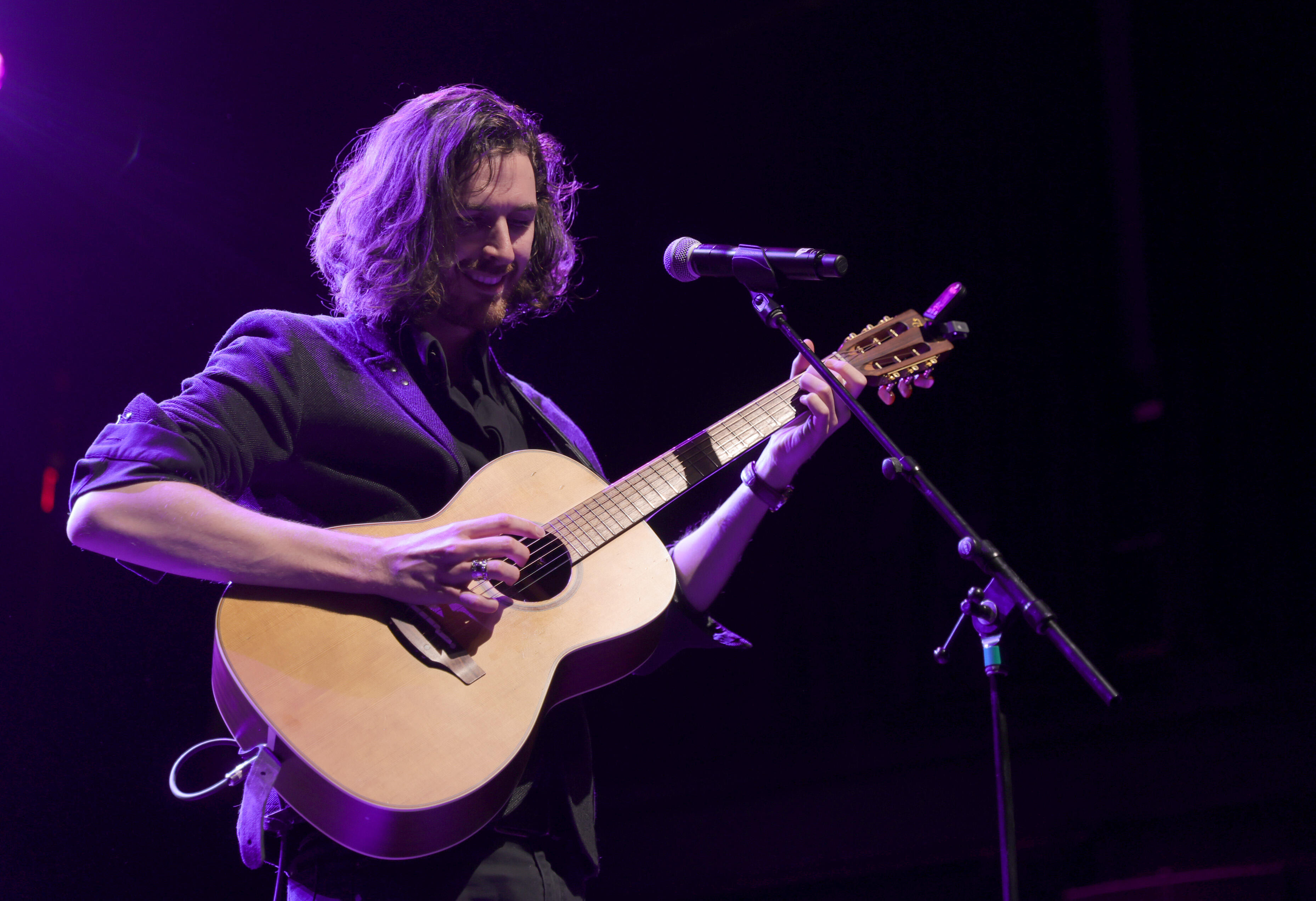 Hozier Releases First Single Of 2023, Announces Series Of Tour Dates ...