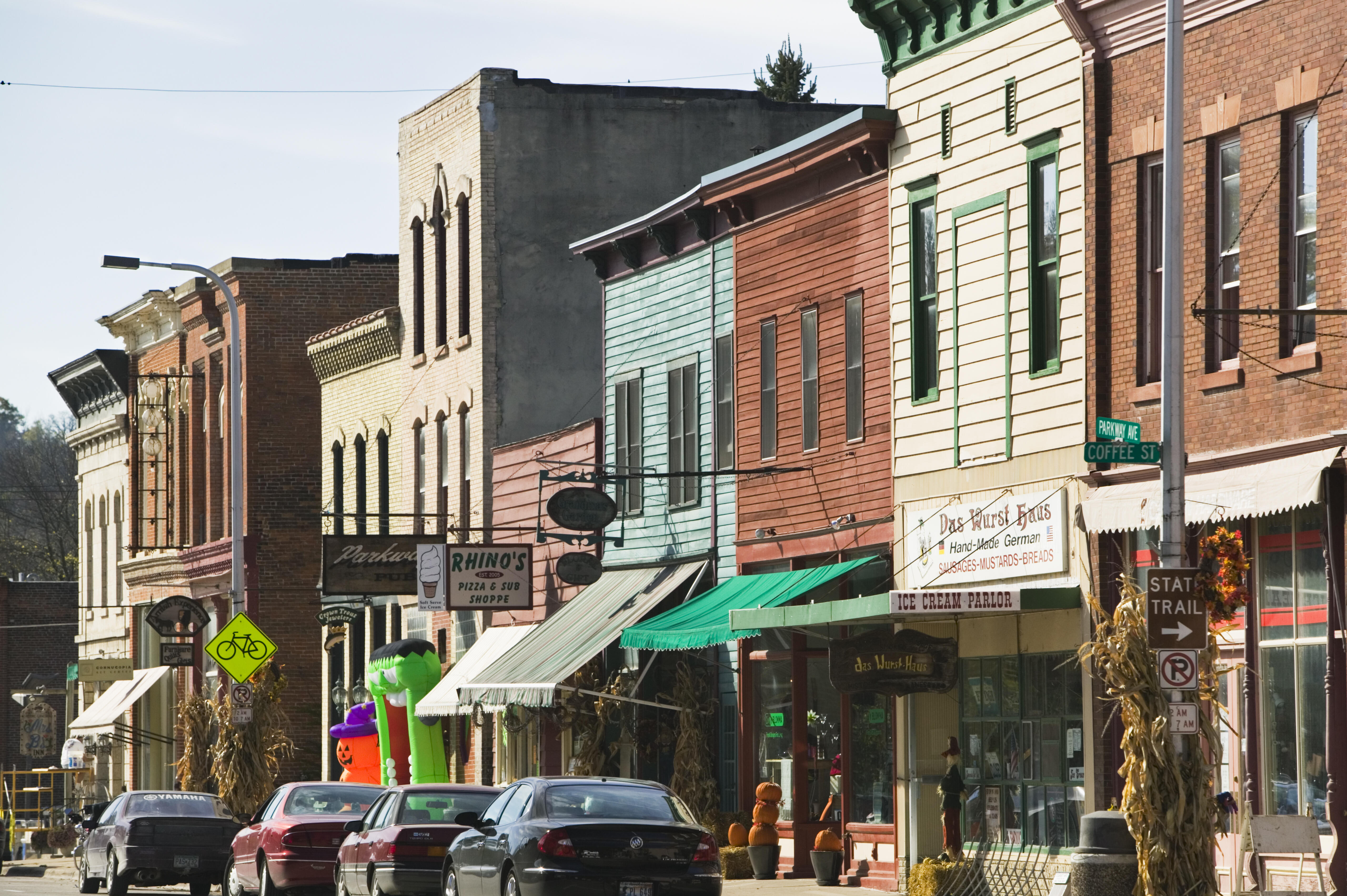 This town small. Американ город. Small American Town. Small Towns in America. Small Minnesota Town.