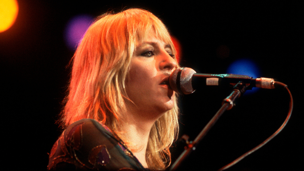 Fleetwood Mac's Christine McVie's Official Cause Of Death Revealed | iHeart