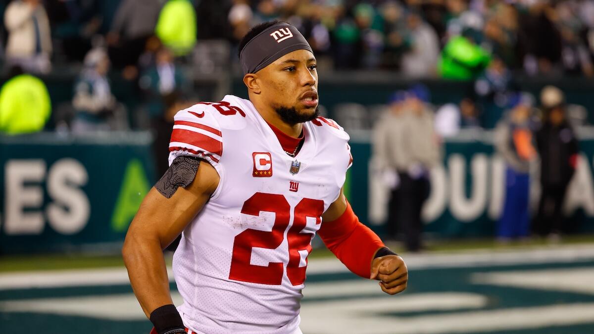 Saquon Barkley takes one for the team by signing one-year deal with Giants  - Newsday