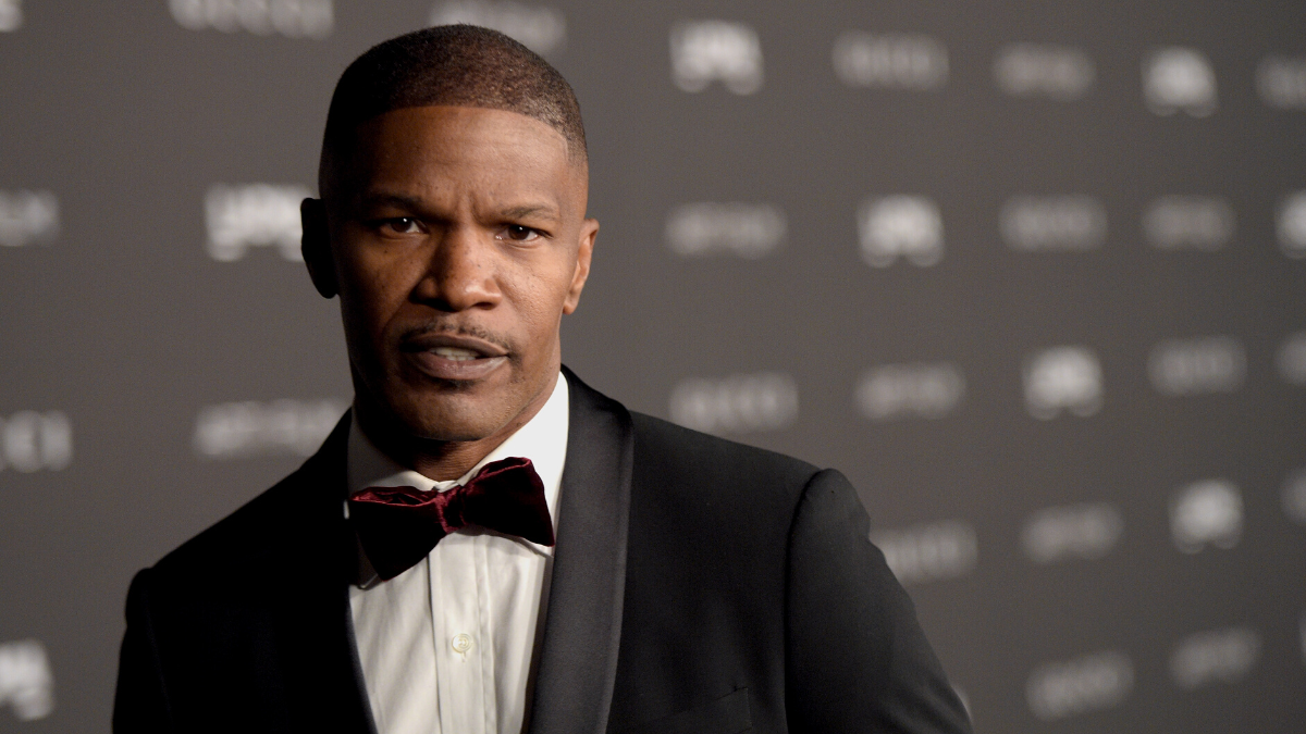 Jamie Foxx Health Update: Still Hospitalized, Undergoing More Tests ...