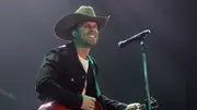 Watch Dustin Lynch Fly A Plane With His 'Grandad' In Heartwarming Video