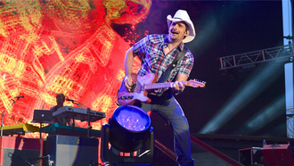 Brad Paisley To Ignite Nashville's Vibrant July 4th Event With Free Concert