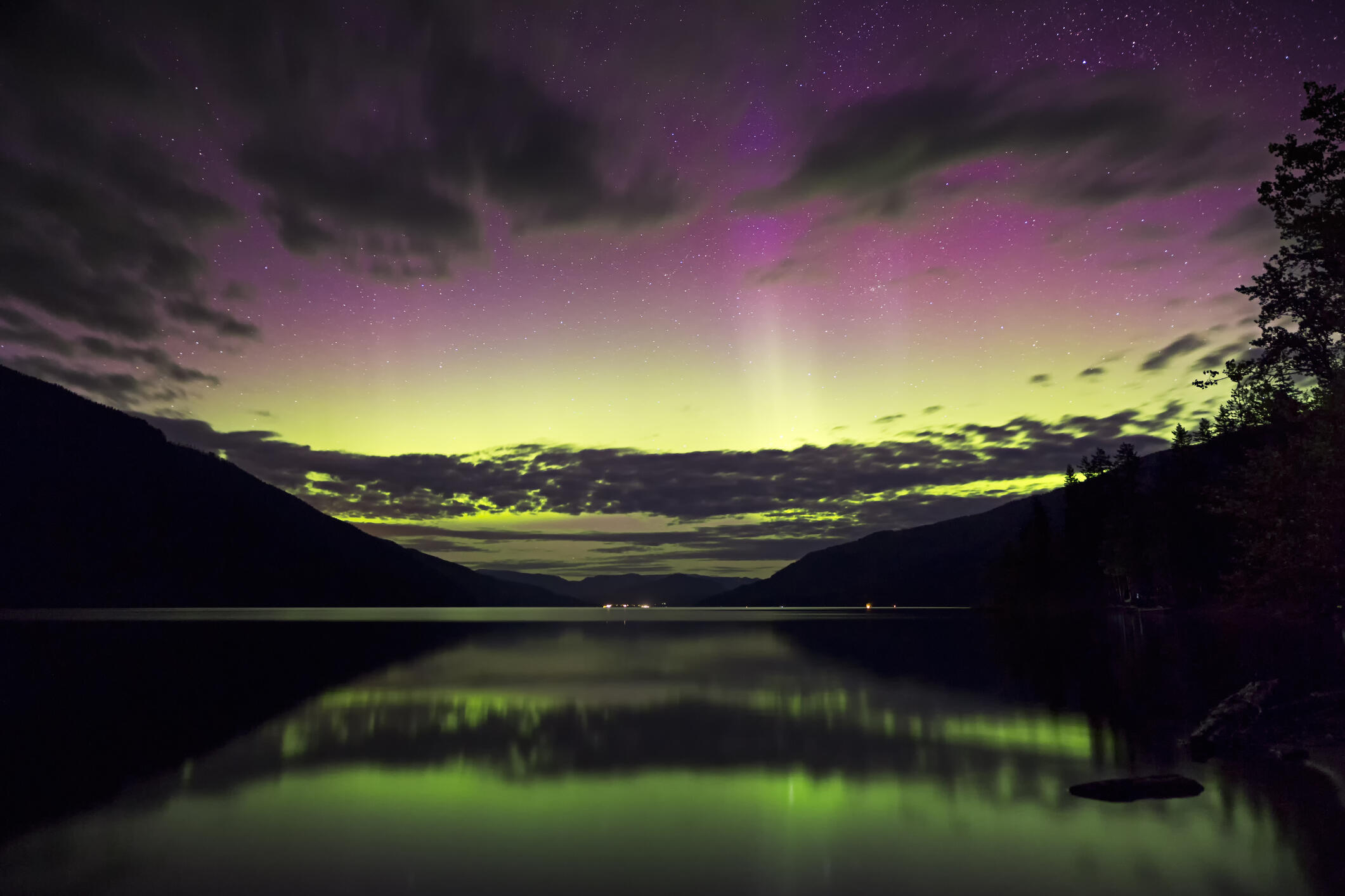 PHOTOS: Northern Lights 'Blow Up' Across California Sky After Solar ...