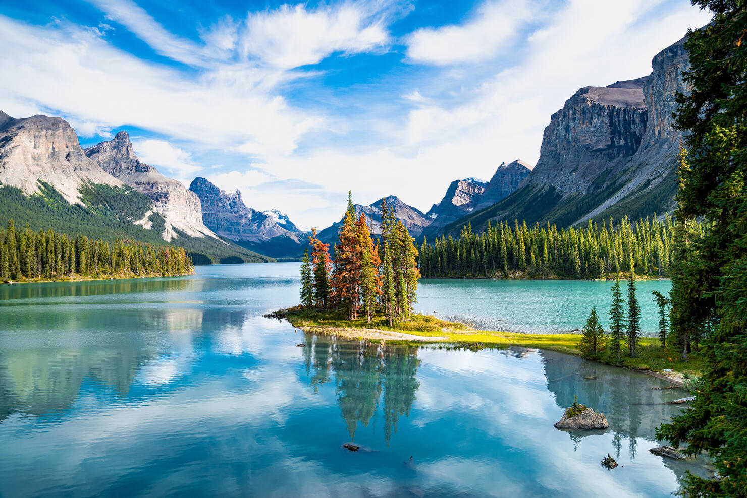 Scenic summer view at Spirit Island, Maligne Lake, Jasper National Park, Alberta, Canada