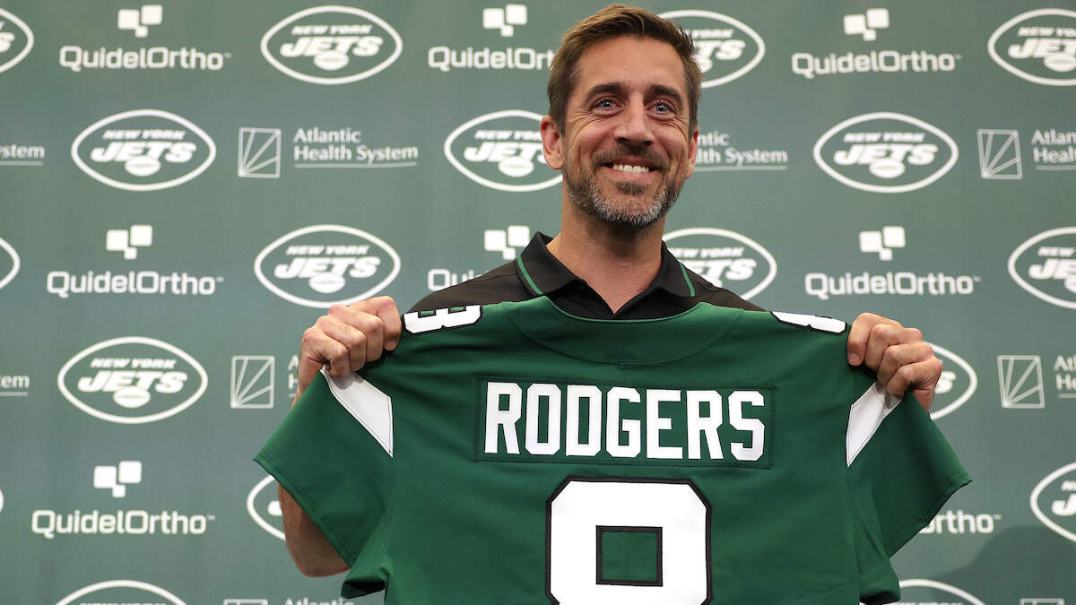 NFL Network's Tom Pelissero: Quarterback Aaron Rodgers to make New York Jets  debut vs. New York Giants