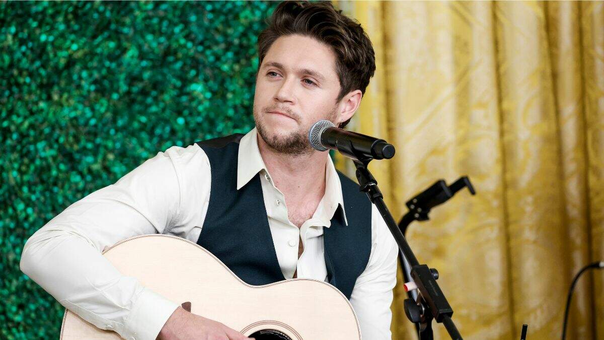 Niall Horan on X: The acoustic version of Meltdown is out everywhere now !  It's my favourite acoustic version of a song I've ever done and I hope you  love it as