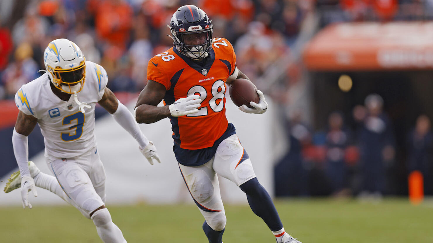 Los Angeles Chargers v Denver Broncos