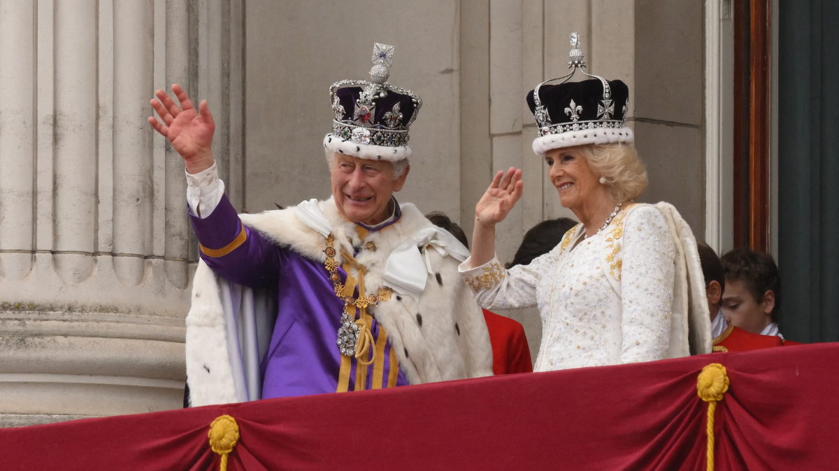 Charles Officially Crowned As King Of England: See The Coronation ...