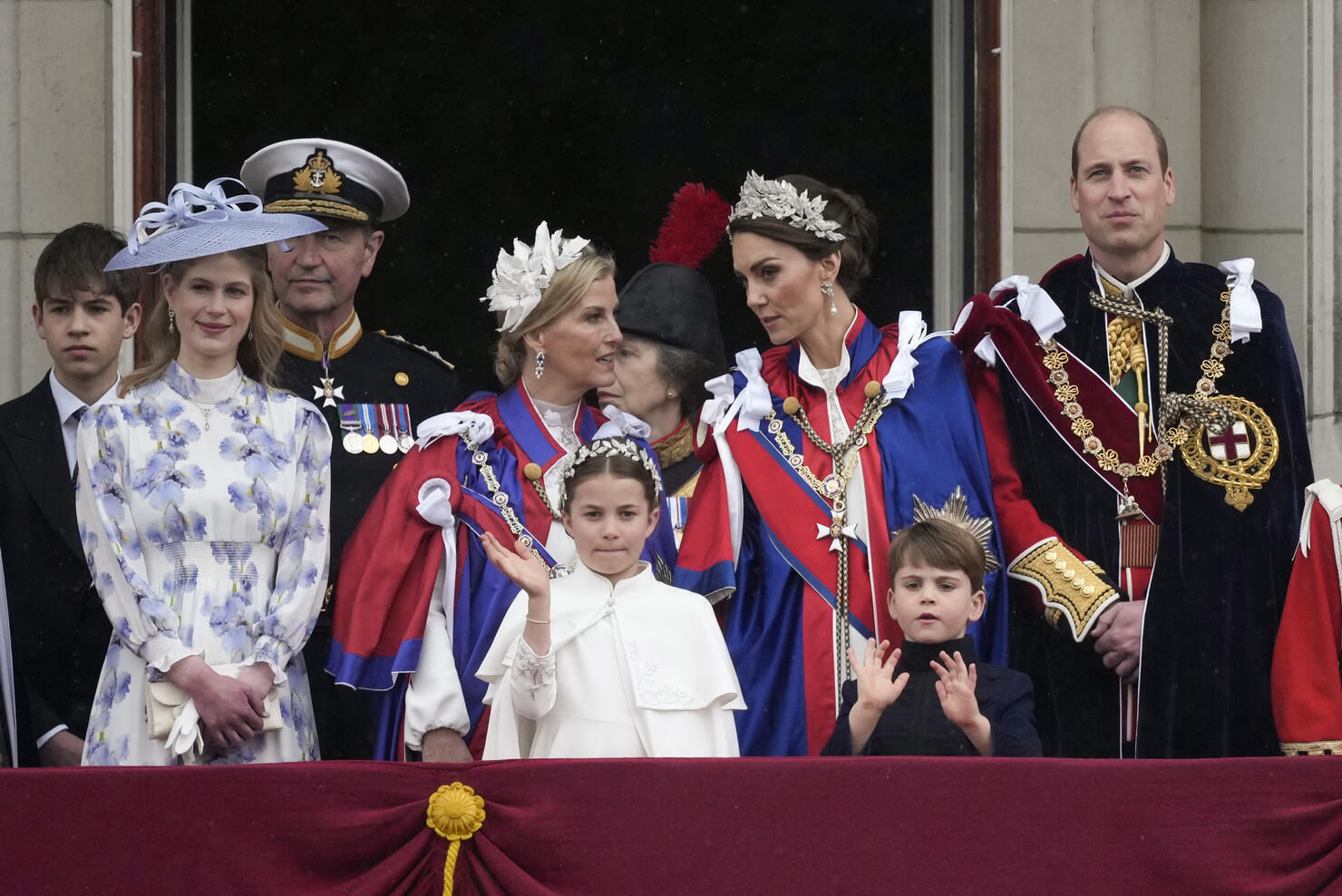 Charles Officially Crowned As King Of England: See The Coronation ...