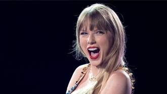 Fans Keep The Party Going After Taylor Swift Forced To Delay Nashville Show