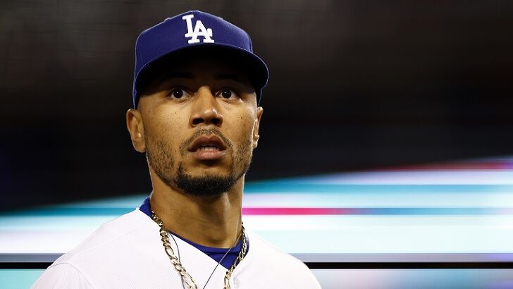 MLB Star Opts for Airbnb Over Notoriously Haunted Hotel in Milwaukee