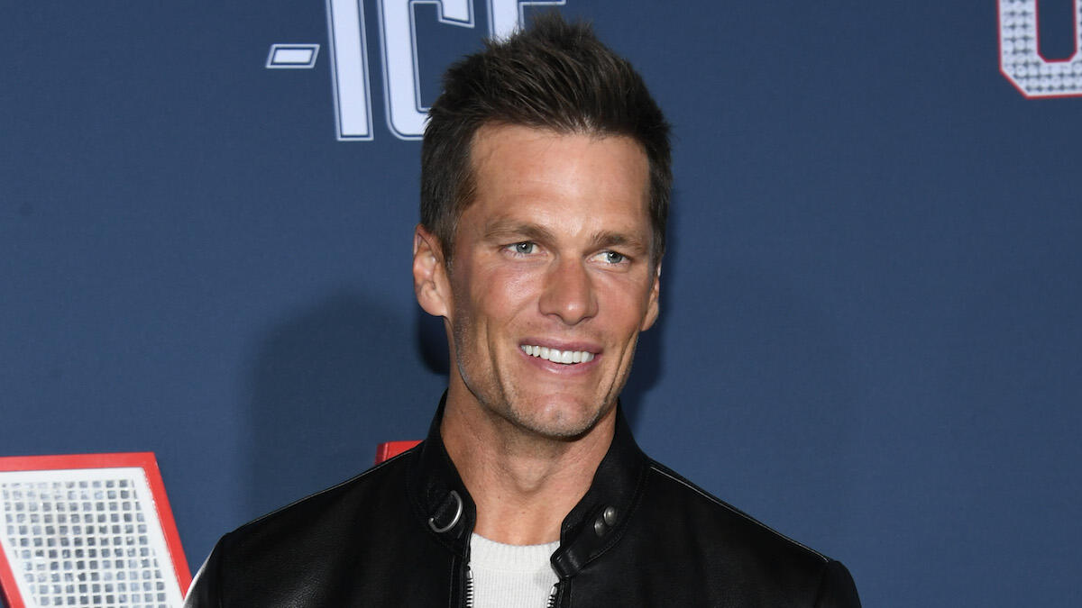 Tom Brady Rumored To Be Dating “Superstar Blonde” As Fans