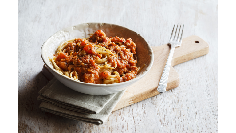 Spelt whole grain spaghetti with vegan Bolognese made of green spelt and sunflower seed