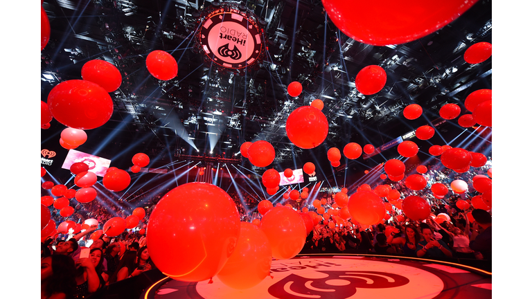 2015 iHeartRadio Music Festival - Night 2 - Show