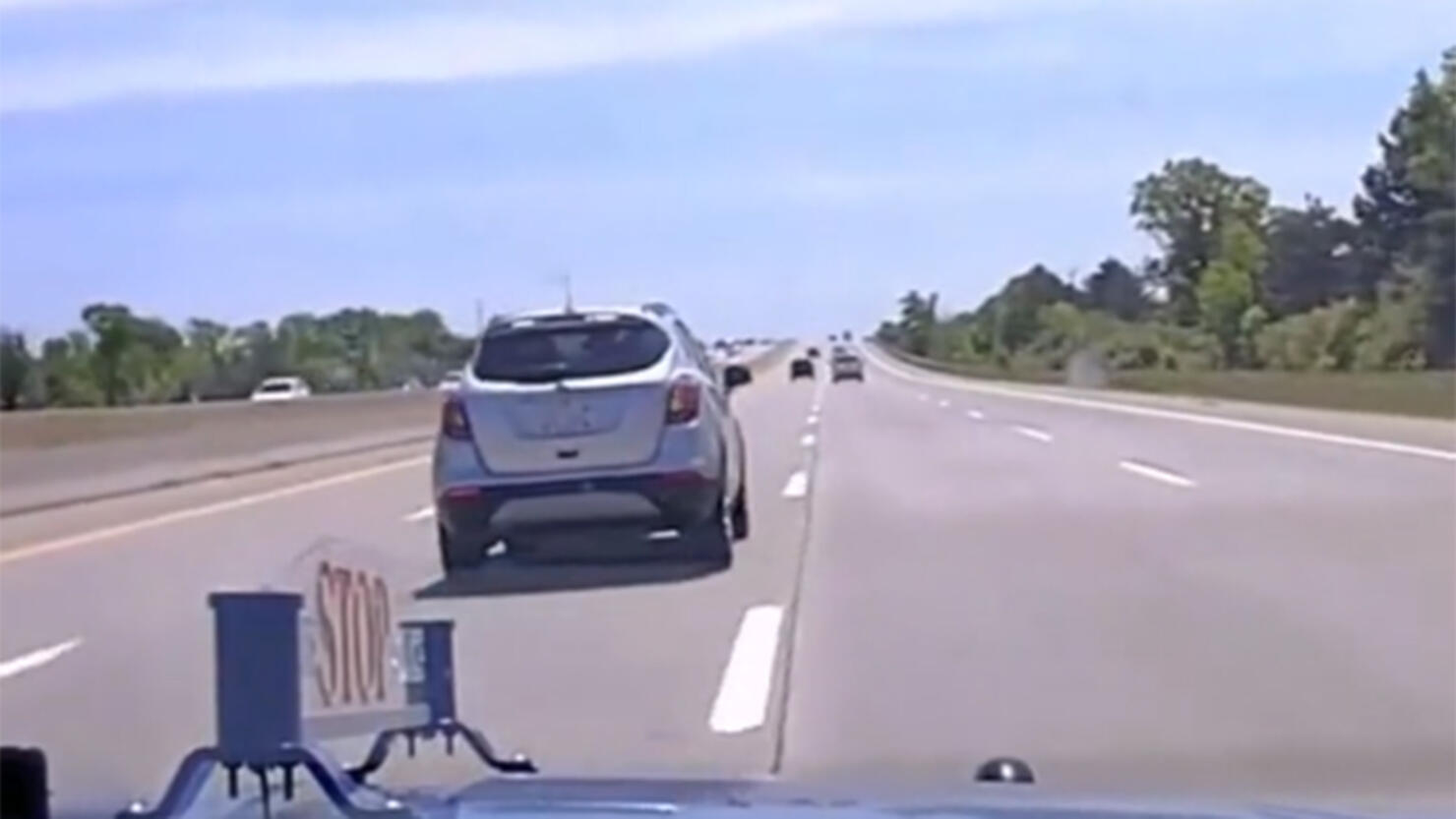 Watch 10 Year Old Weaves Across Highway During Police Chase Iheart