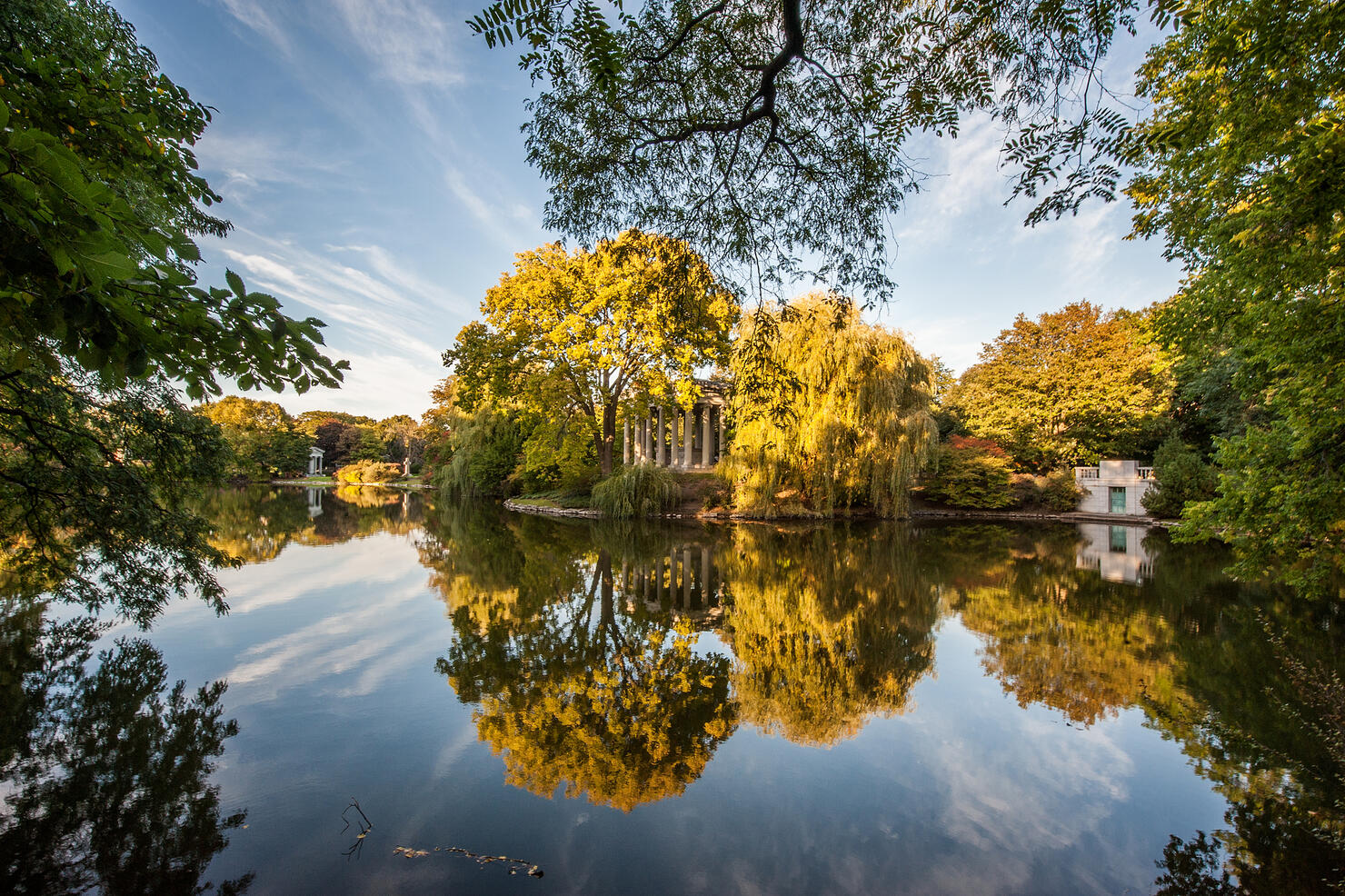 this-is-the-most-beautiful-lake-in-illinois-iheart