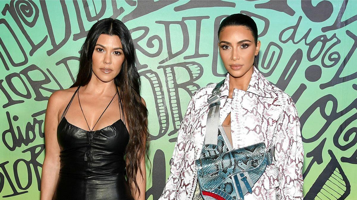 Kourtney Kardashian Accuses Kim Of Legit Copying Her Wedding Iheart 