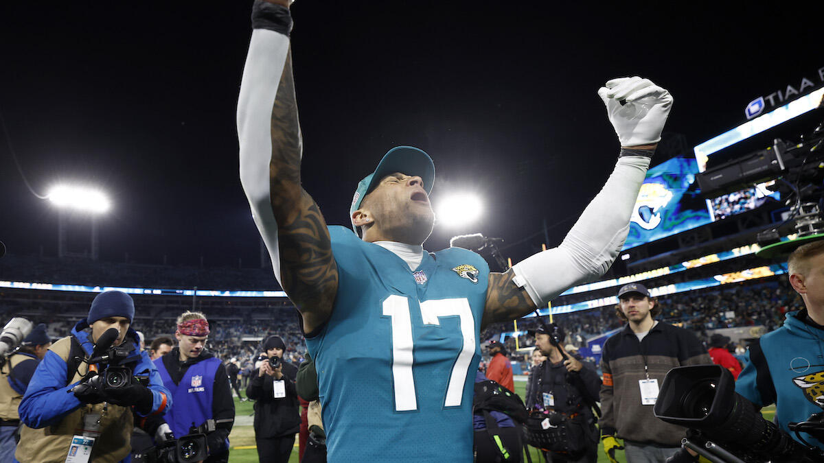 Jacksonville Jaguars, Evan Engram Agree To New Deal iHeart