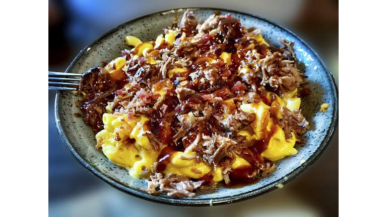 Brisket macaroni and cheese