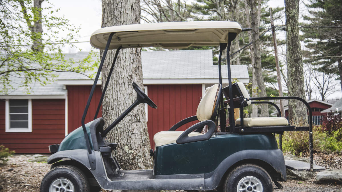 3-Year-Old Boy Driving Golf Cart Hits 7-Year-Old In Florida | 640 WHLO