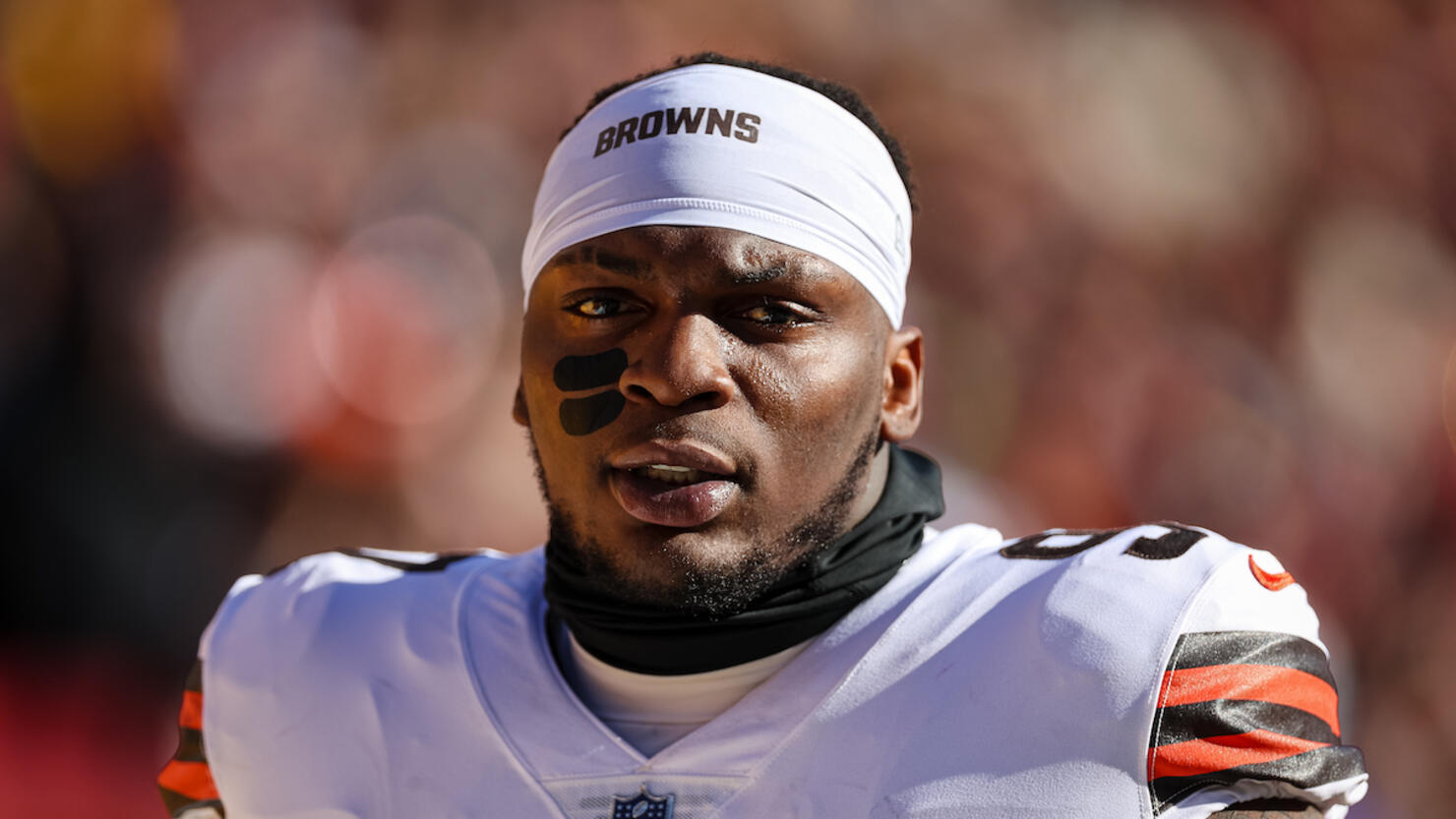 Cleveland Browns defensive tackle Perrion Winfrey (97) stands on