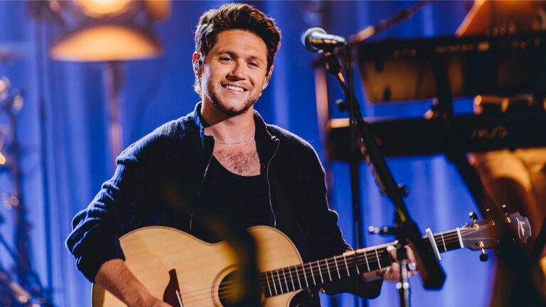 Niall Horan on New Album 'The Show,' Single 'Heaven' Harry Styles, and  Going on Tour