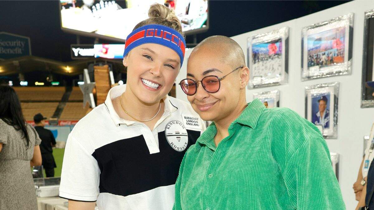 JoJo Siwa Gets Her First Tattoo During Outing With Raven-Symoné