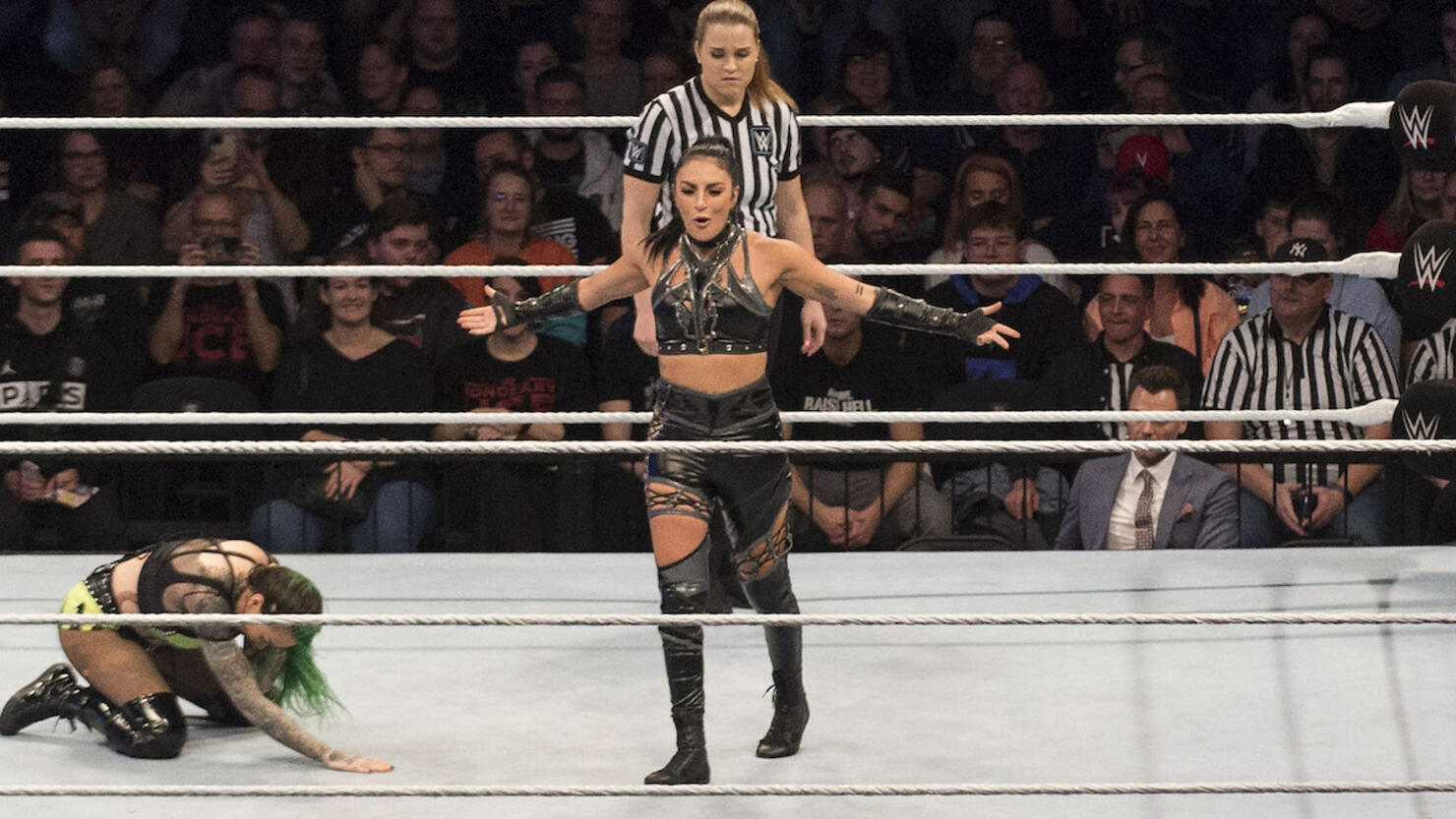 Daria Berenato on Becoming WWE's First Openly Gay Female Wrestler