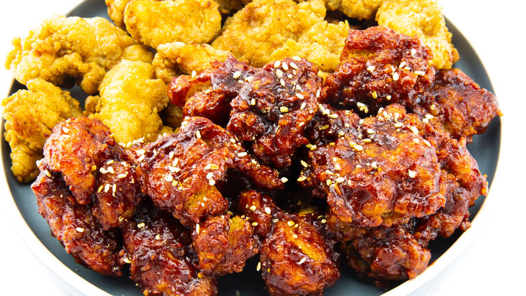 Hot and spicy boneless fried chicken