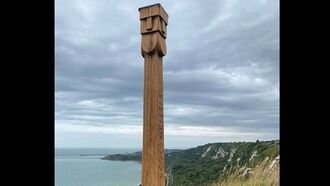 Video: Mysterious Eight-Foot-Tall Totem Pole Appears on Walking Trail in England