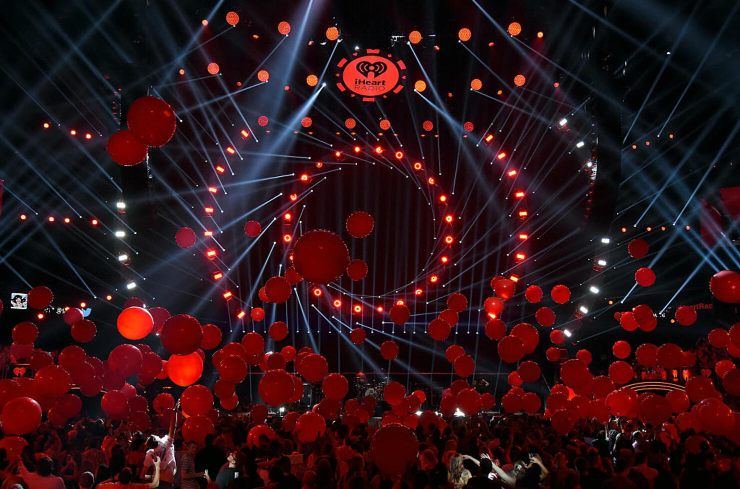 2015 iHeartRadio Music Festival - Night 2 - Show