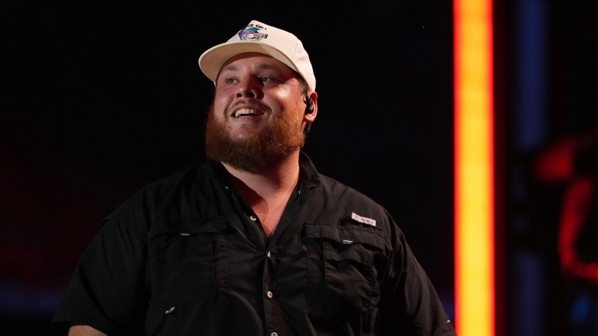 Luke Combs Drops Details About All-Star 2024 Tour Amid Massive Global Trek