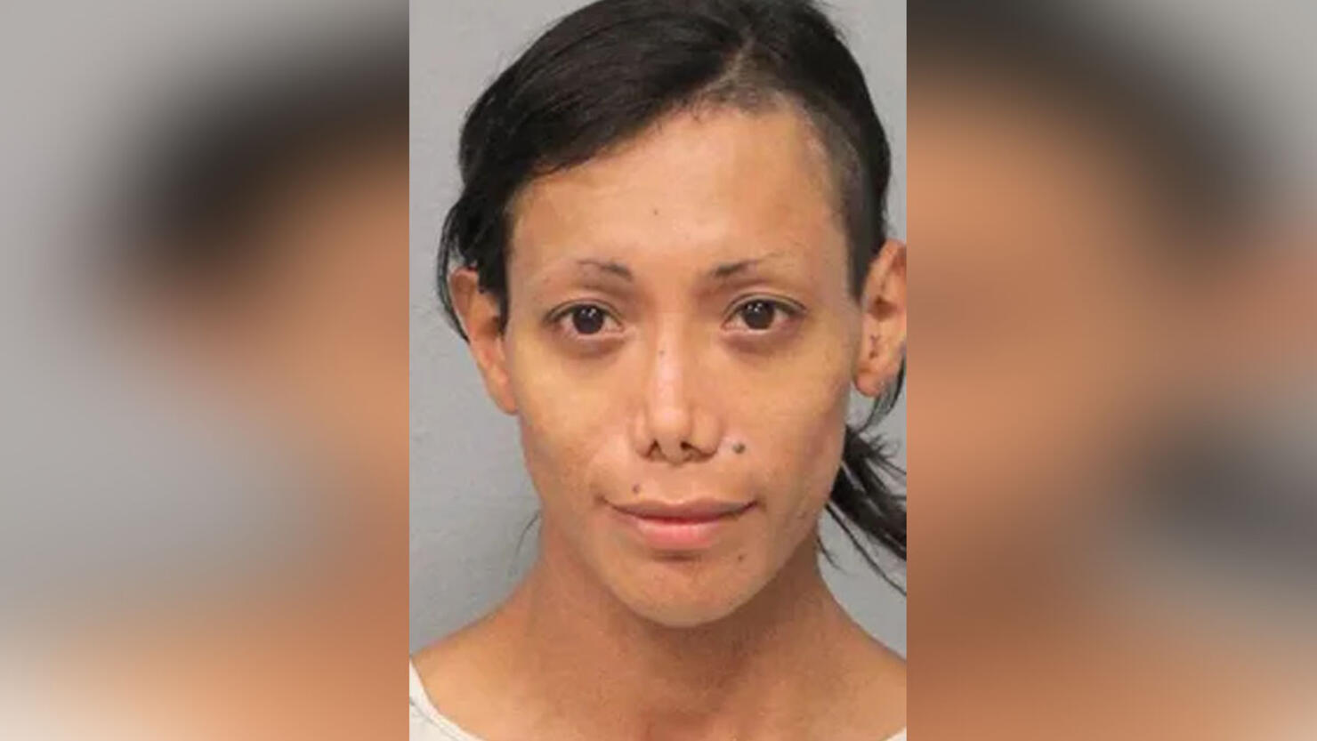  Kiber Calderon, 31
