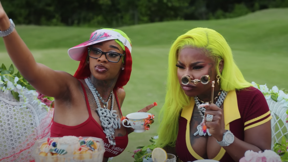 Sexyy Red And Sukihana Take Over A Country Club In Hood Rats Video Iheart