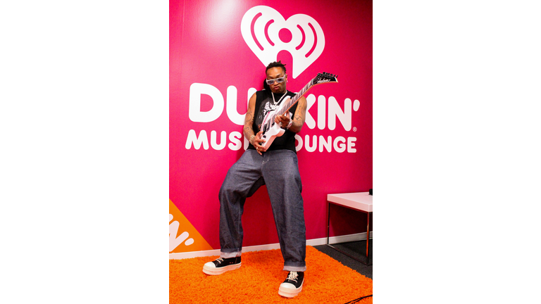 Tyla Yaweh - Dunkin Music Lounge