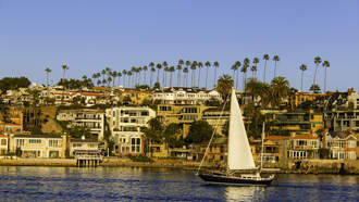 Four California Towns Named Among The 20 Best Beach Towns In The US