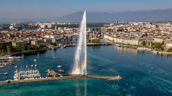 Foolish Fountain Stunt Sends Swiss Man to Hospital