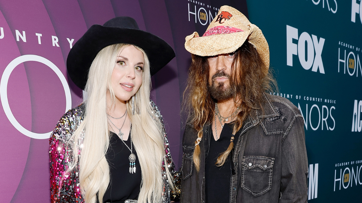 Billy Ray Cyrus & Fiancée FIREROSE Talk Engagement, Perform Heartfelt ...