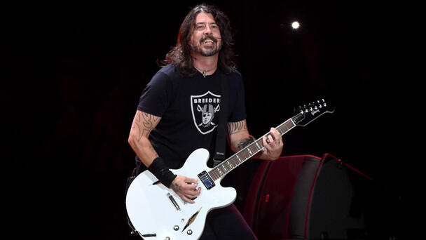 Watch Foo Fighters Play 'Statues' Live For The First Time Ever