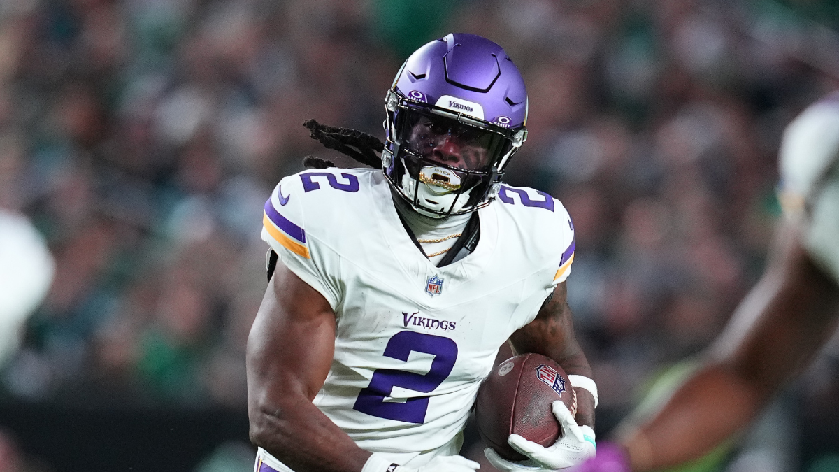 NFL condemns attacks on Vikings running back after fumble as