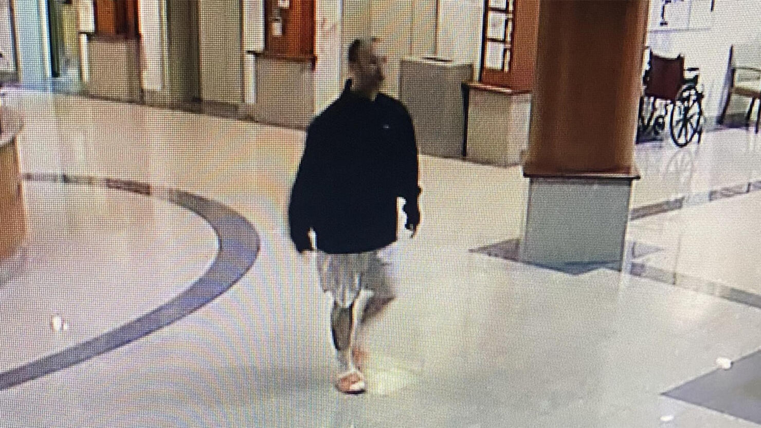 Tommy Wayne Boyd leaving a hospital