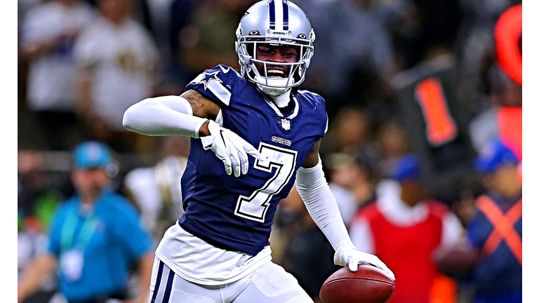 Cowboys star CB Trevon Diggs tears ACL in practice