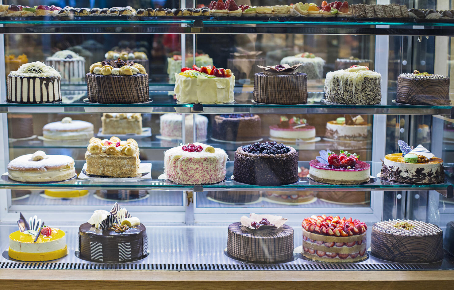 Cake display