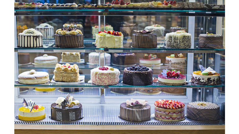 Cake display