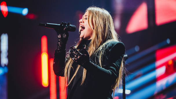 Kelly Clarkson Has Epic Mic Drop Moment With 'Since U Been Gone' Lyric Swap