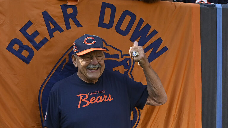 Green Bay Packers v Chicago Bears