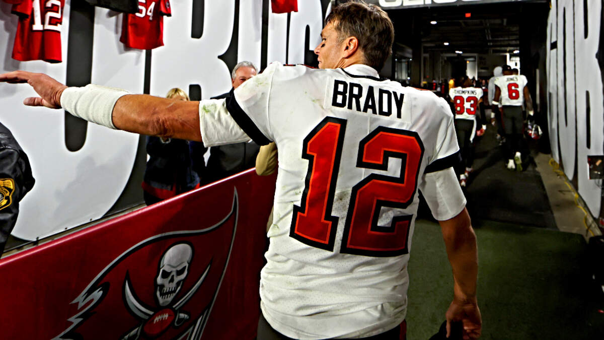 Game-worn Tom Brady Tampa Bay Buccaneers jersey sells for record