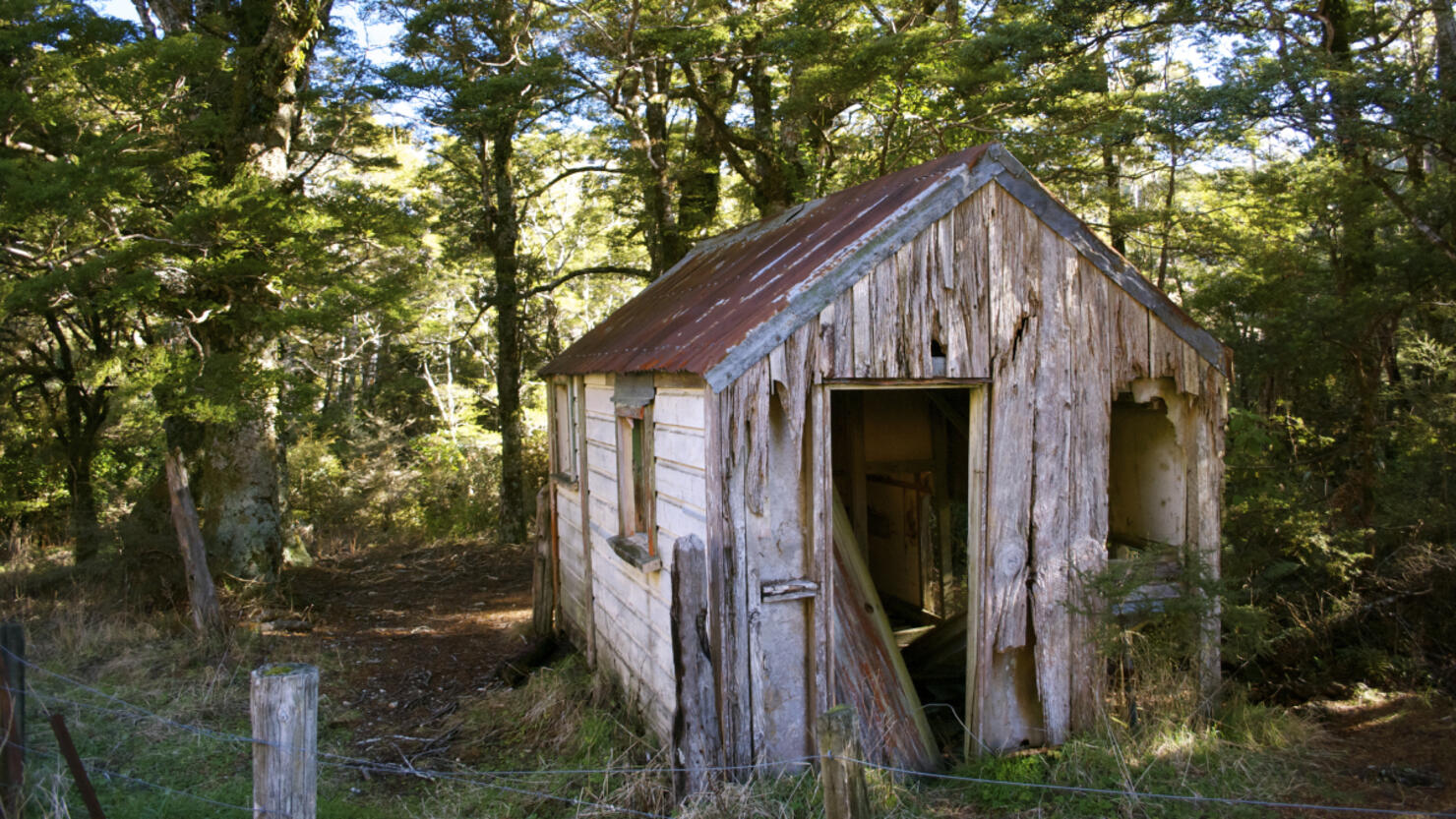 The Eeriest Things I've Seen While Exploring Abandoned Ghost Towns, ghost  town 